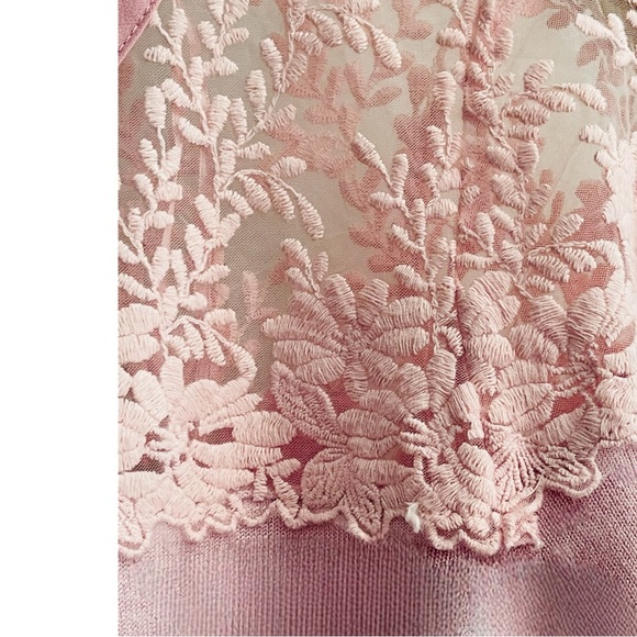 HP🎉NAF NAF PINK CARDIGAN SWEATER•Single top button with floral lace trim Size S - Picture 5 of 11